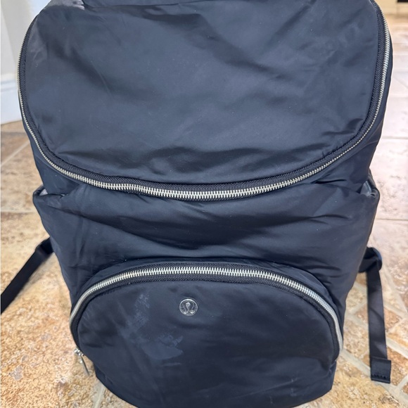 lululemon athletica Midnight Black Parent Backpack - Picture 10 of 10
